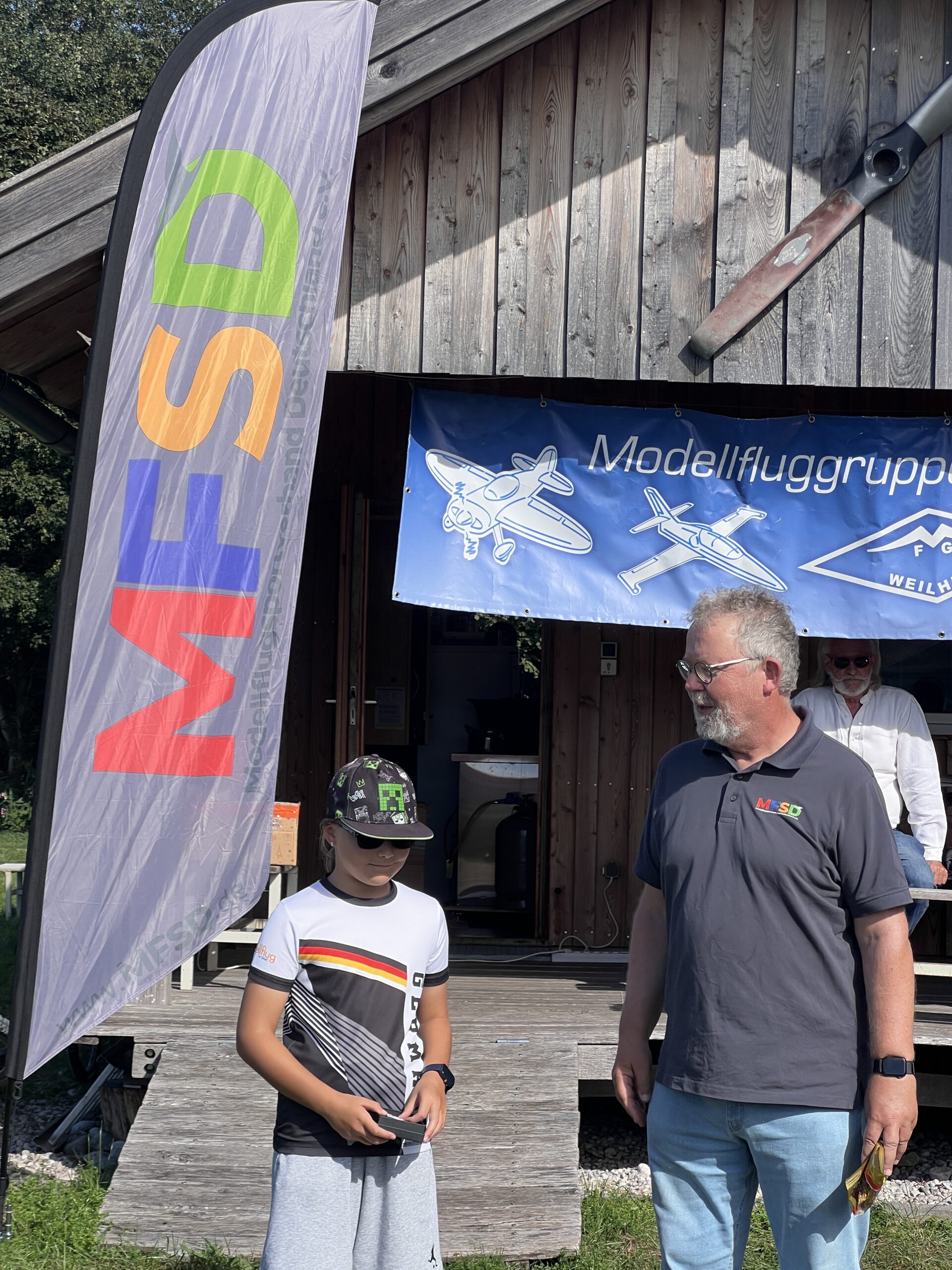 Antonia Feigl bei der Verleihung des MFSD-Juniorpiloten Abzeichens